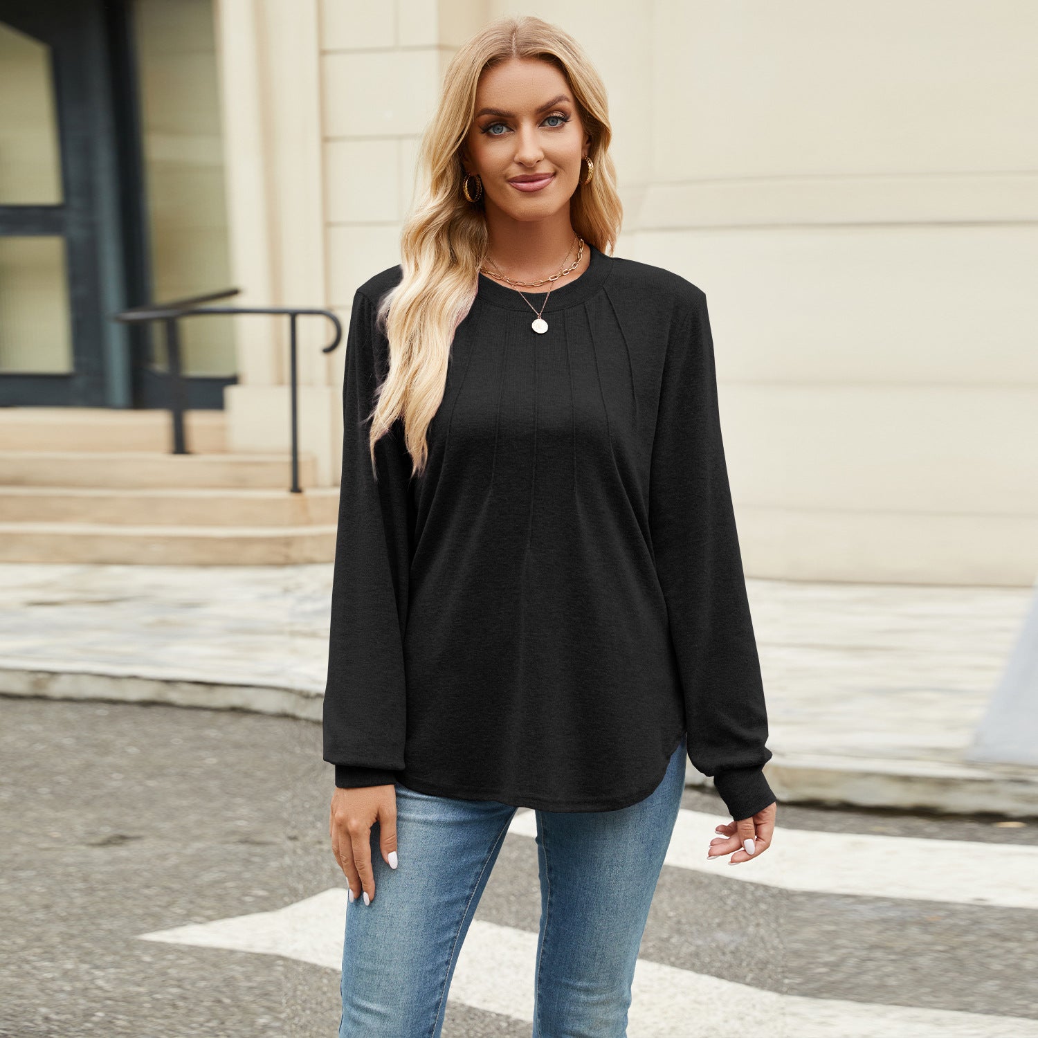 Women's long sleeved top, fashionable and casual round neck